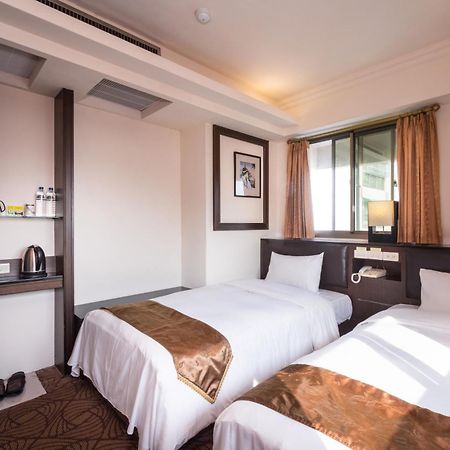 The Enterpriser Hotel Taichung Exterior photo