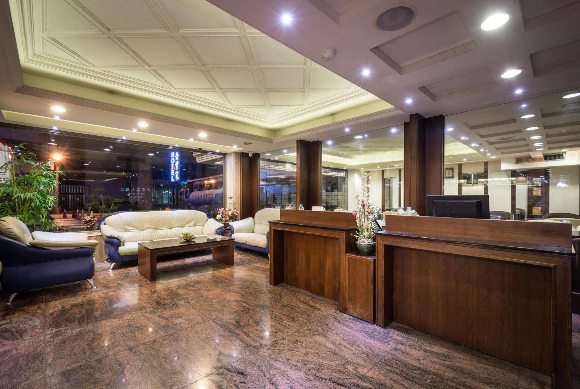 The Enterpriser Hotel Taichung Exterior photo